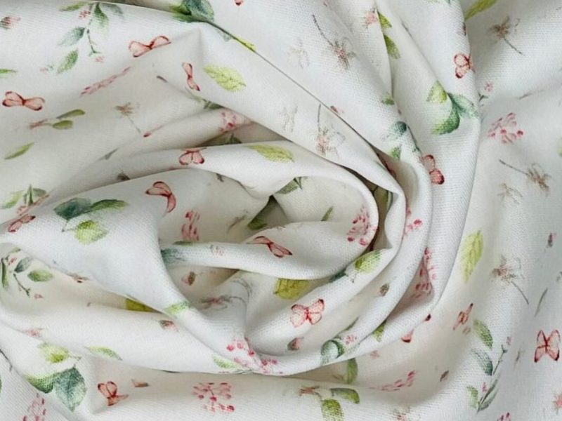 Baumwolle Blumenwiese mit Schmetterlingen