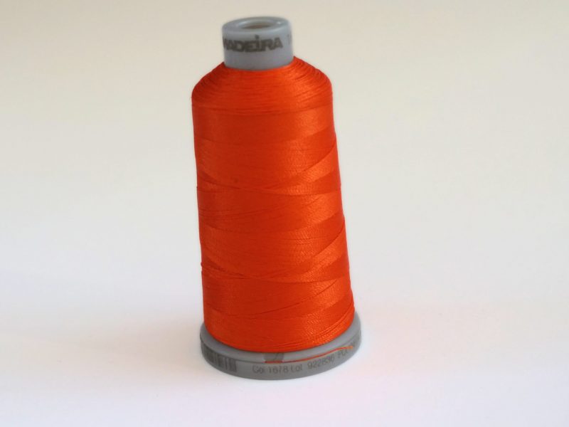 Madeira Stickgarn tangerine