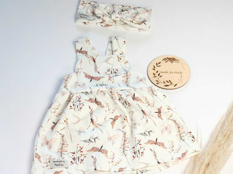 Baby-Latzkleid