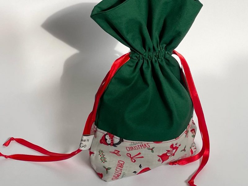 Dekoratives Weihnachtssäckchen